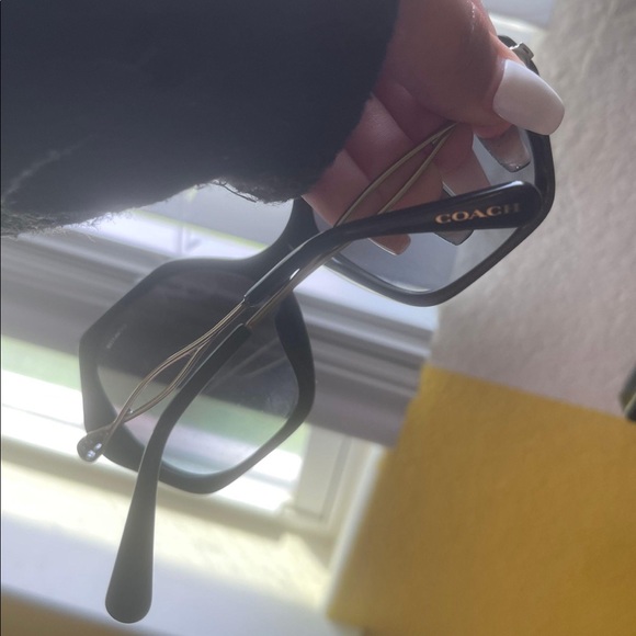 I am selling these Coach sunglasses only wore once - Picture 2 of 3